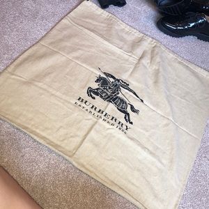 Burberry dust bag